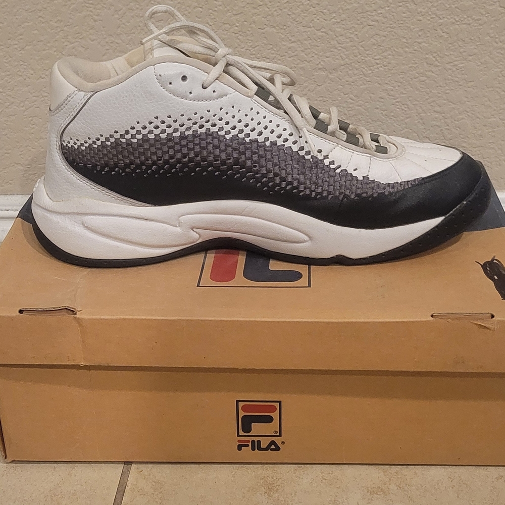 RARE Authentic 1998 Vintage Fila Grant Hill 5 White Basketball Shoes Size 12 US